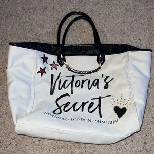 Victoria’s Secret Tote